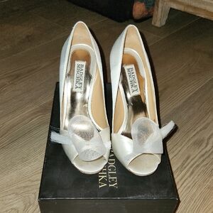 Badgley Mischka Odessy Elegant White Satin Peep-Toe Heels
